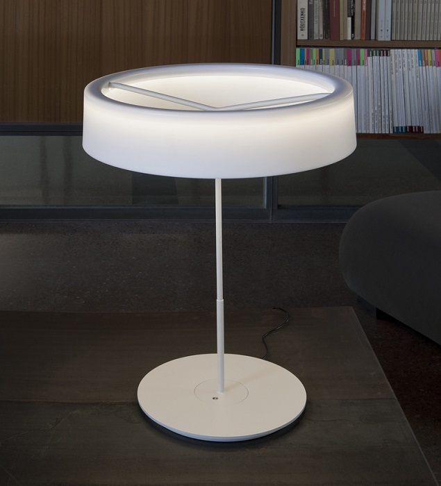Sin Table Lamp by Santa and Cole Lamps Sin Table Lamp by Santa and Cole Lamps